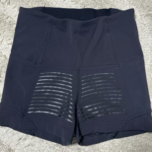 Lululemon Rogue Renegade High Rise Short 2.5" - Picture 2 of 6